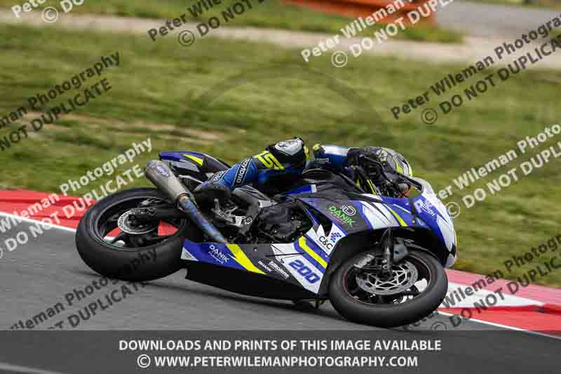 cadwell no limits trackday;cadwell park;cadwell park photographs;cadwell trackday photographs;enduro digital images;event digital images;eventdigitalimages;navarra;no limits trackdays;peter wileman photography;racing digital images;trackday digital images;trackday photos